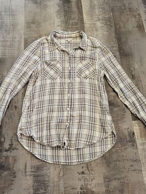 Lucky Brand Tan Cream Plaid Button Down Shirt Womens Size Medium Lightweight